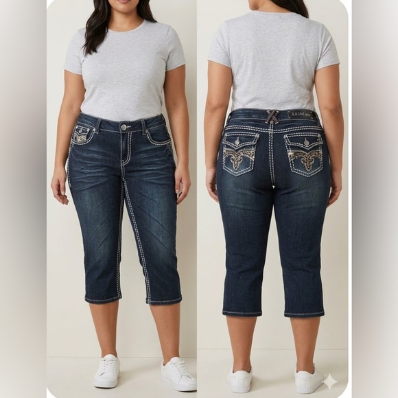 L.A. idol Denim - LA IDOL Dark Wash Embellished Capri Jeans- Thick White Contrast Stitch. Size 15